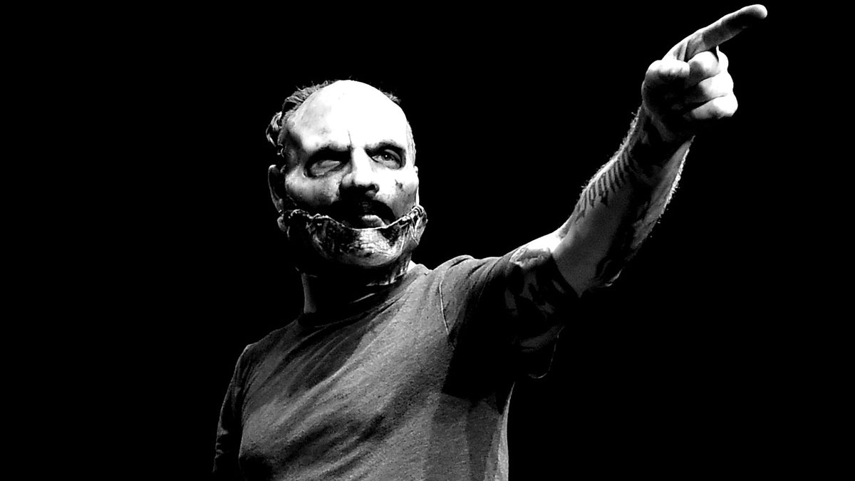 Slipknot’s Corey Taylor Gives Post-Surgery Update: “I Will Be Back Onstage in No Time”