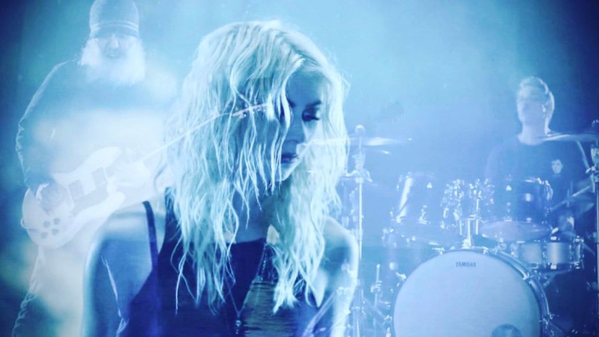 See Pretty Reckless Joined by Soundgarden Members in New Video