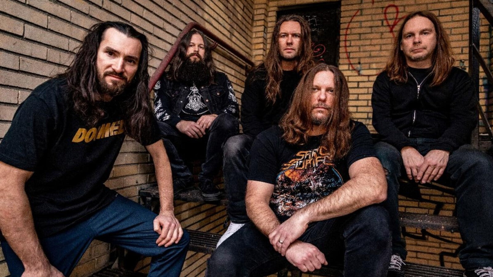Hear UNEARTH’s crushing new song “Into the Abyss”