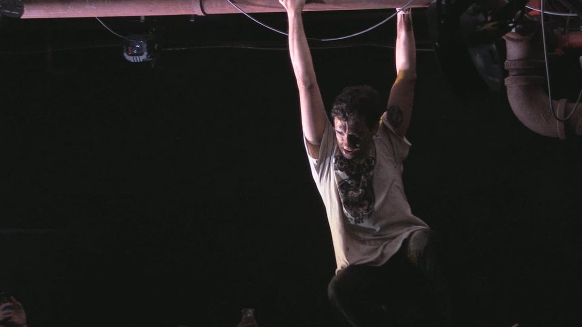 Watch Vein’s Unhinged Full Live Set at Philly’s Underground Arts