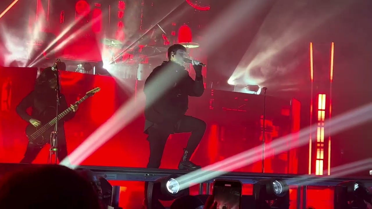 BAD OMENS fall tour kickoff show: See setlist and videos