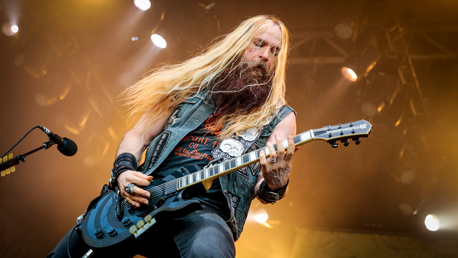 Zakk Wylde Talks Black Label Society’s New ‘Sonic Brew’ Reissue, Ozzy’s Health, More