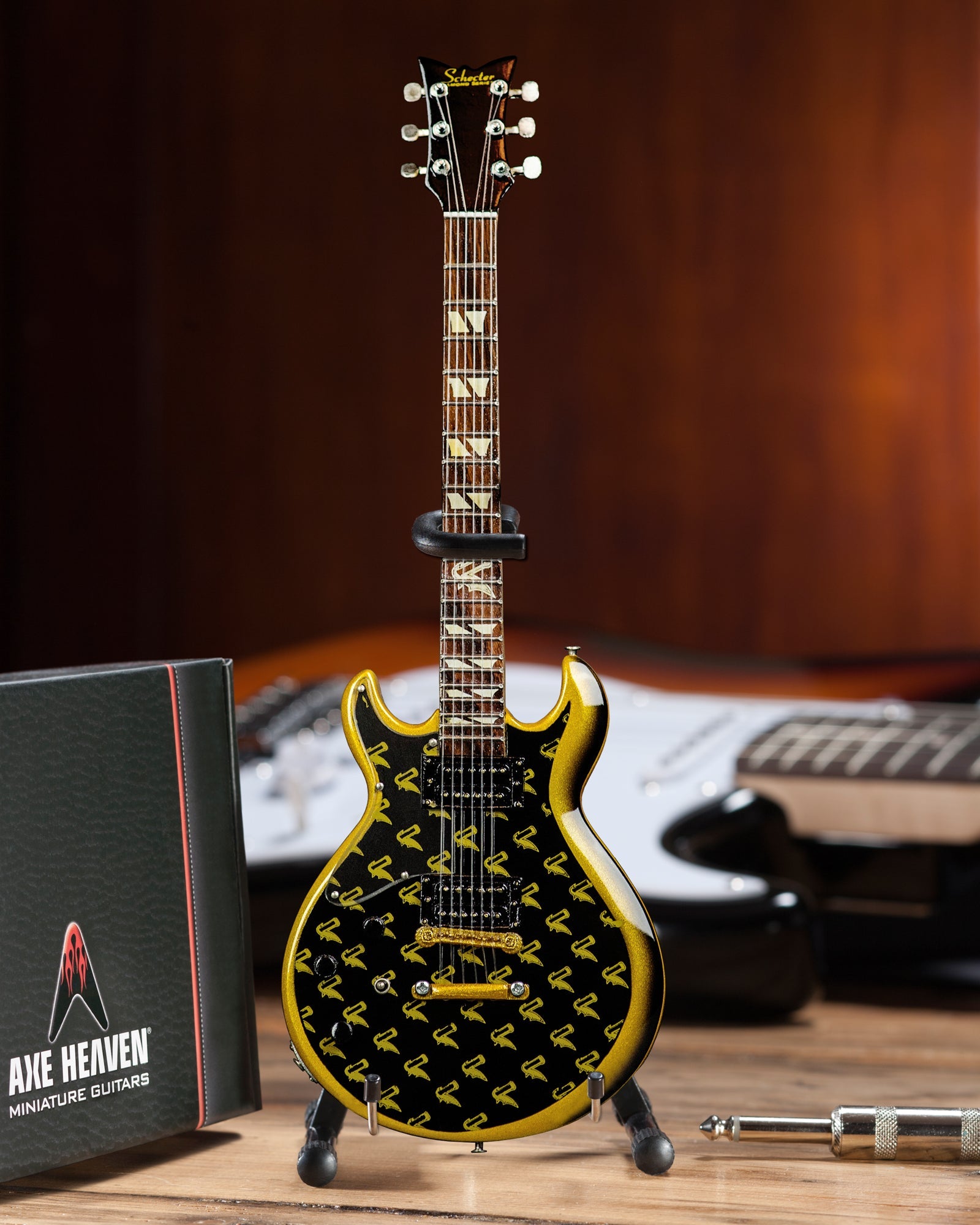 Bottleneck Guitar [DVD](中古品) Officially Licensed Zacky Vengeance Blade Schecter Mini Guitar from Av
