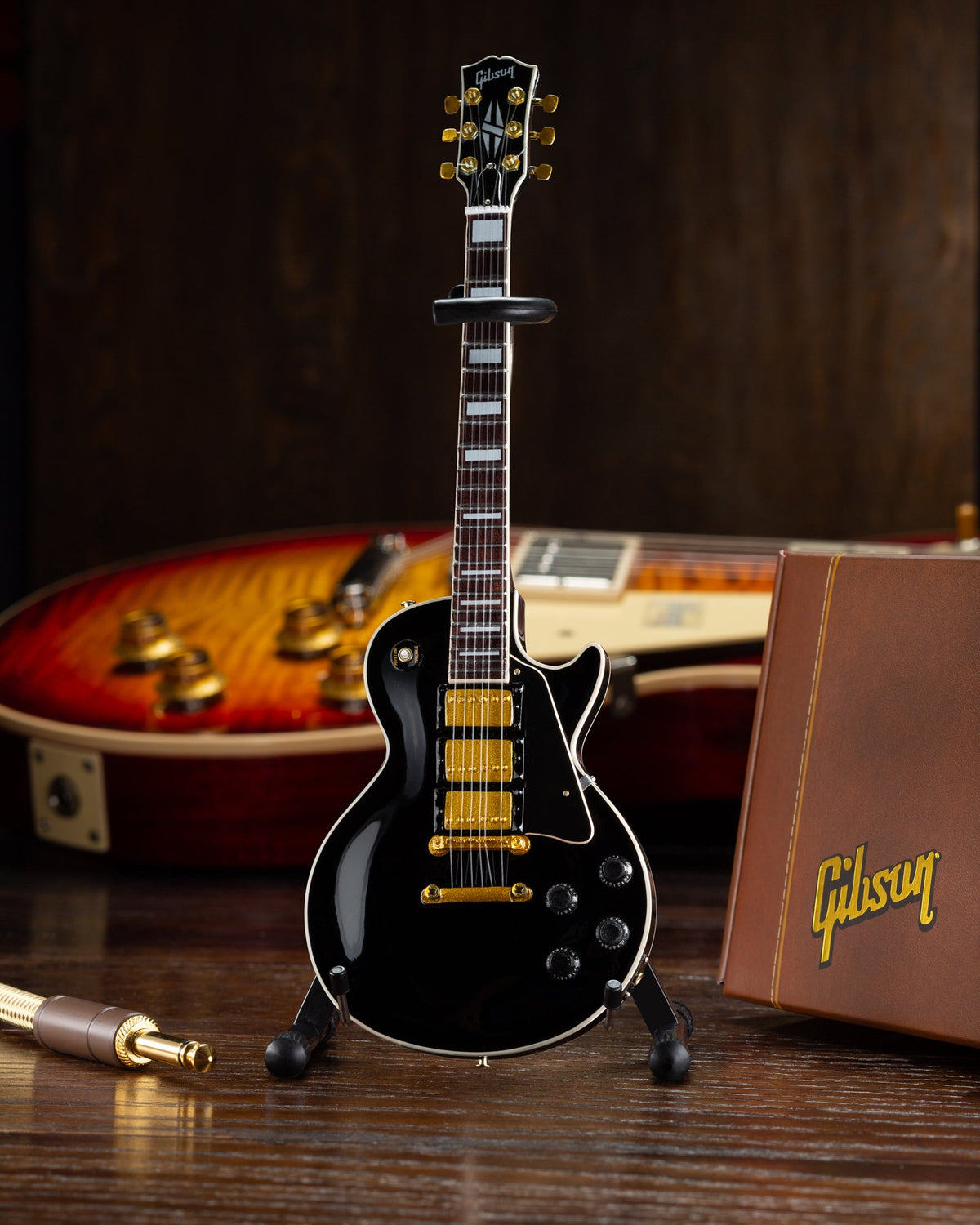 SET OF 3 CLASSIC GIBSON LES PAUL MINI GUITAR REPLICA COLLECTION - GG-001