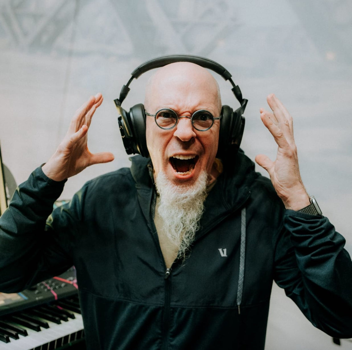 DREAM THEATER X HEAVYS