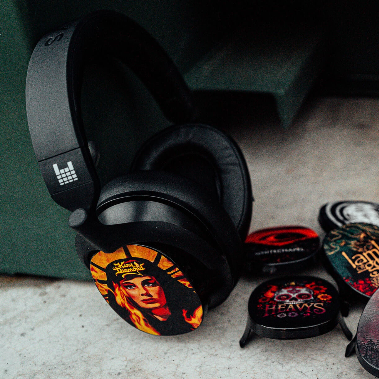 KING DIAMOND 'FATAL PORTRAIT' HEADPHONES