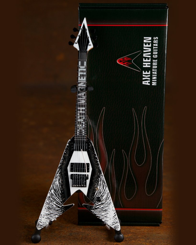 METALLICA KIRK HAMMETT DEATH MAGNETIC V MINI GUITAR