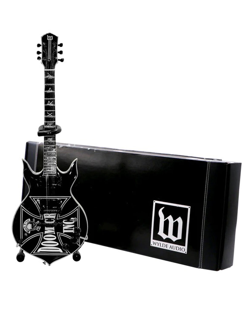 BLACK LABEL SOCIETY - ZAKK WYLDE - DOOM CREW HEATHEN MINI GUITAR
