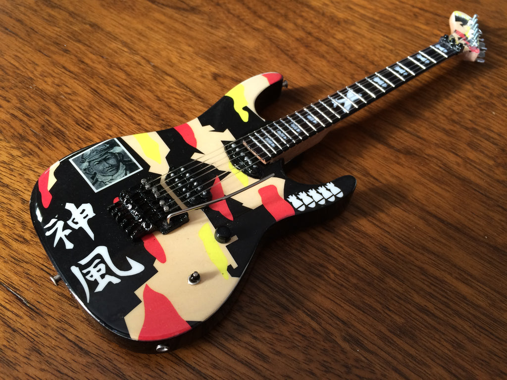 DOKKEN - GEORGE LYNCH - LICENSED KAMIKAZE MINI GUITAR REPLICA COLLECTIBLE