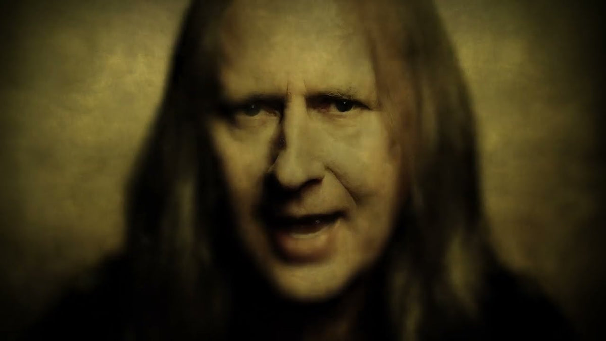 Hear JERRY CANTRELL’s heavy ballad “Afterglow”