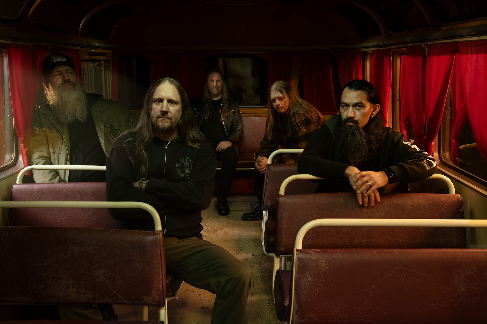Hear AMON AMARTH’s first-ever acoustic song “Upphaf”