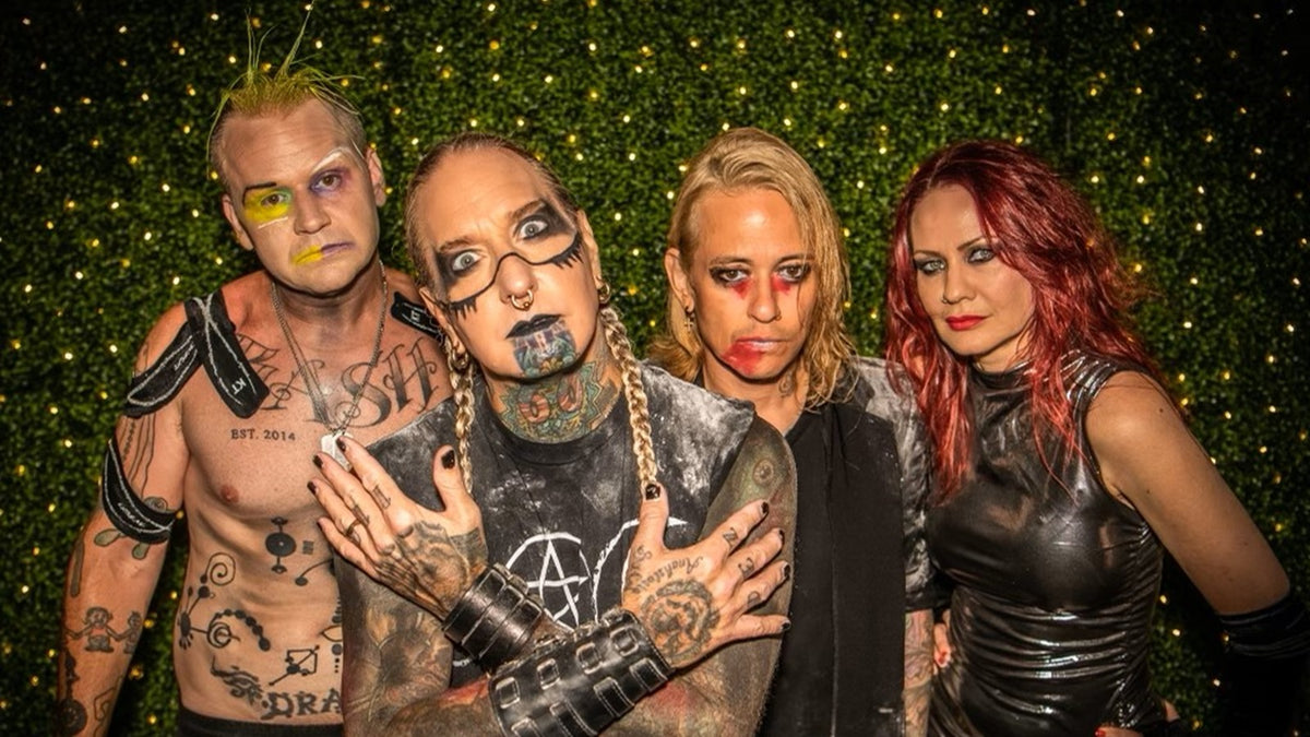 COAL CHAMBER cancel “Fiend for the Fans” tour due to DEZ FAFARA’s health