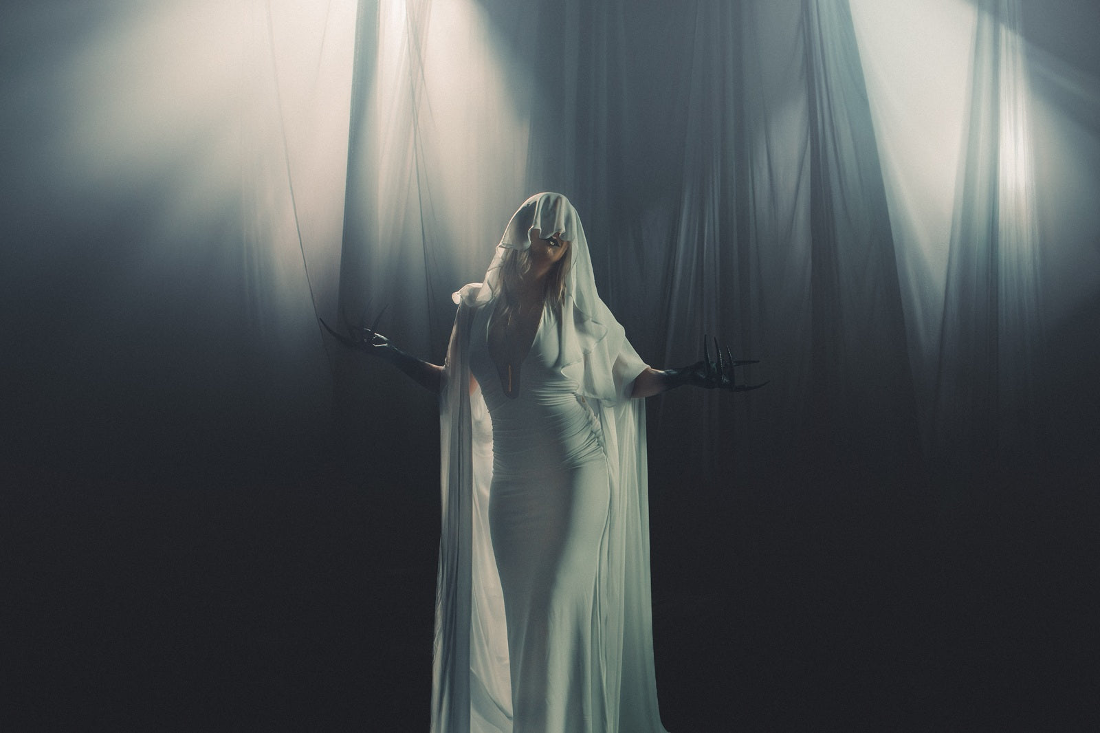 Hear rising alt-metal artist CENOBIA’s “Make Us Whole Again”