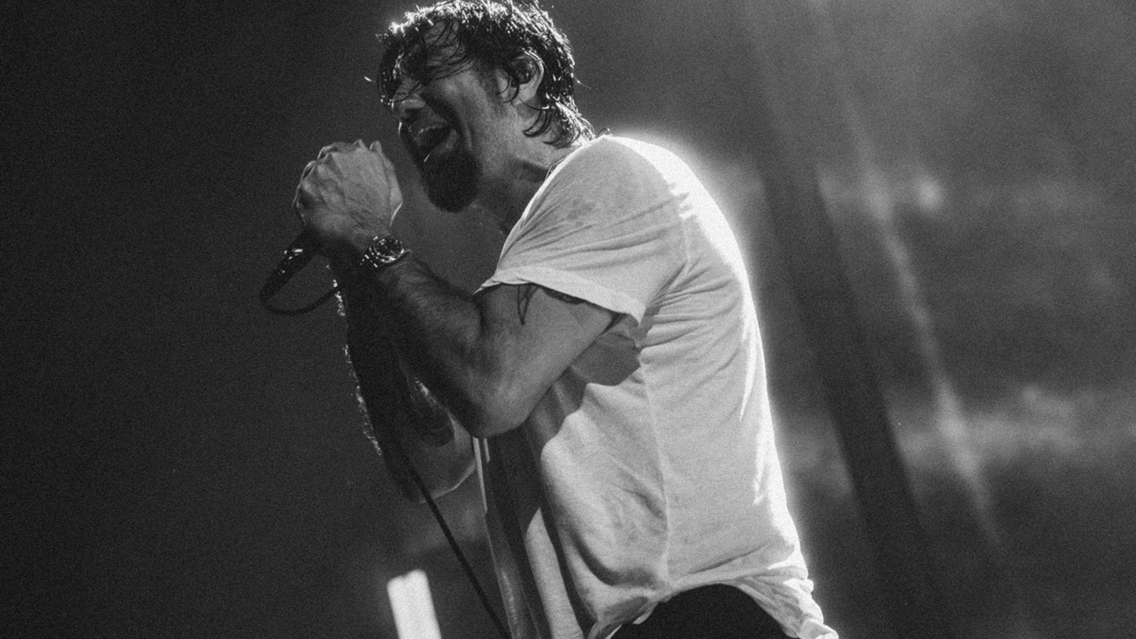 DEFTONES announce summer North American headlining dates