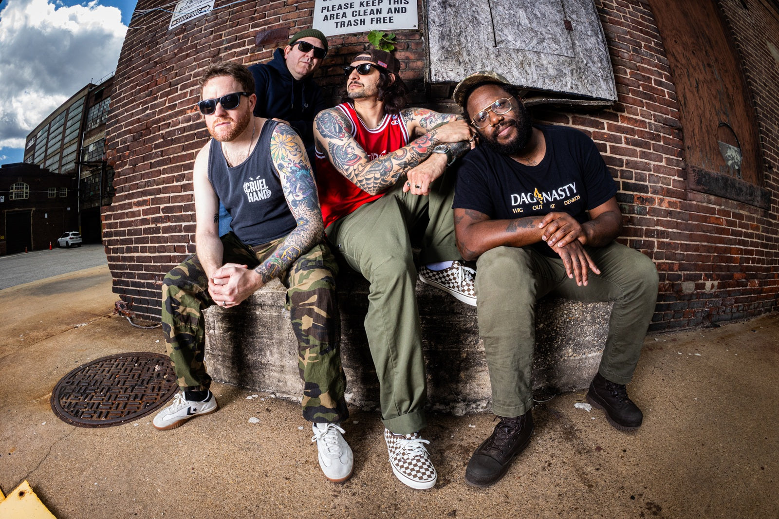 Rising hardcore band END IT announce debut album with raging new song “Pale Horse”