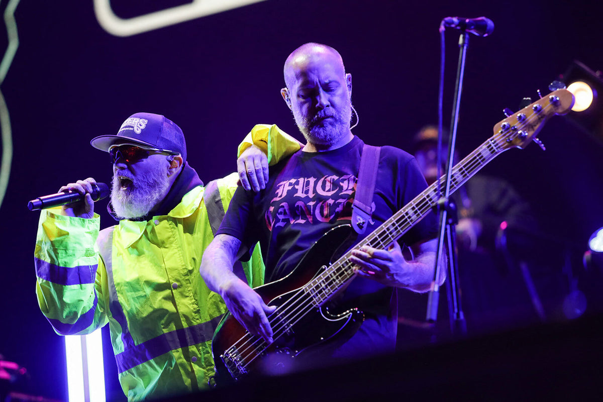FRED DURST remembers late LIMP BIZKIT bassist SAM RIVERS in emotional video