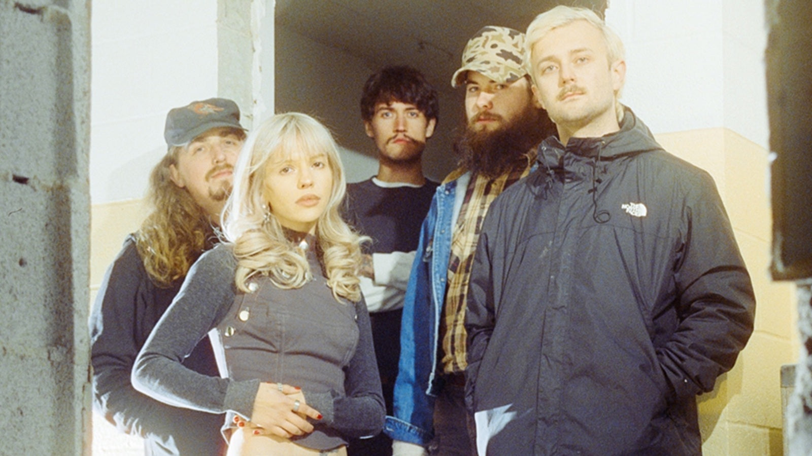 Hear JIVEBOMB nod to BILLIE HOLIDAY on new hardcore rager “ESTRELA”