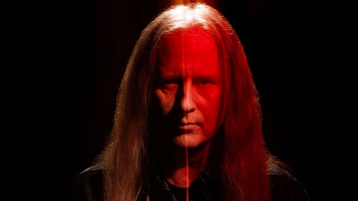JERRY CANTRELL details ‘I Want Blood’ solo album with ROBERT TRUJILLO, DUFF McKAGAN and more