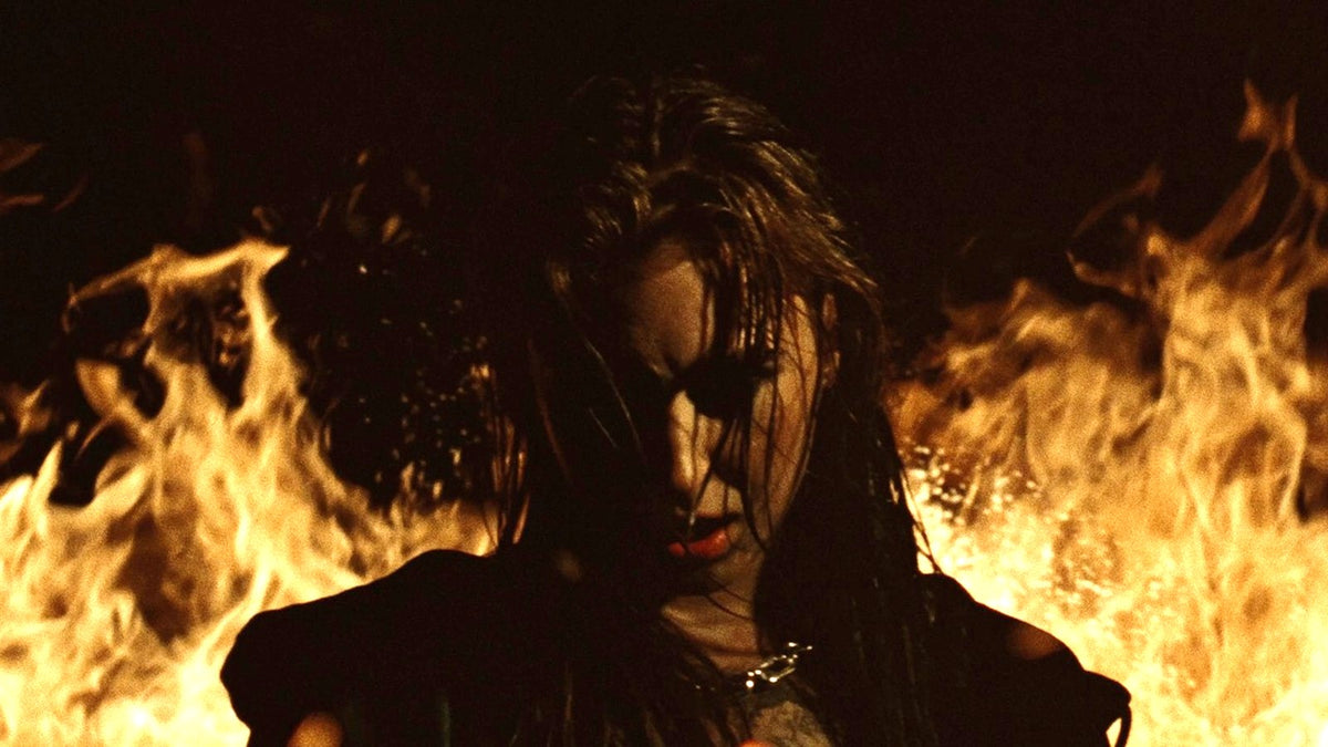 KAMI KEHOE goes off on toxic exes on new song “PSYCHO”