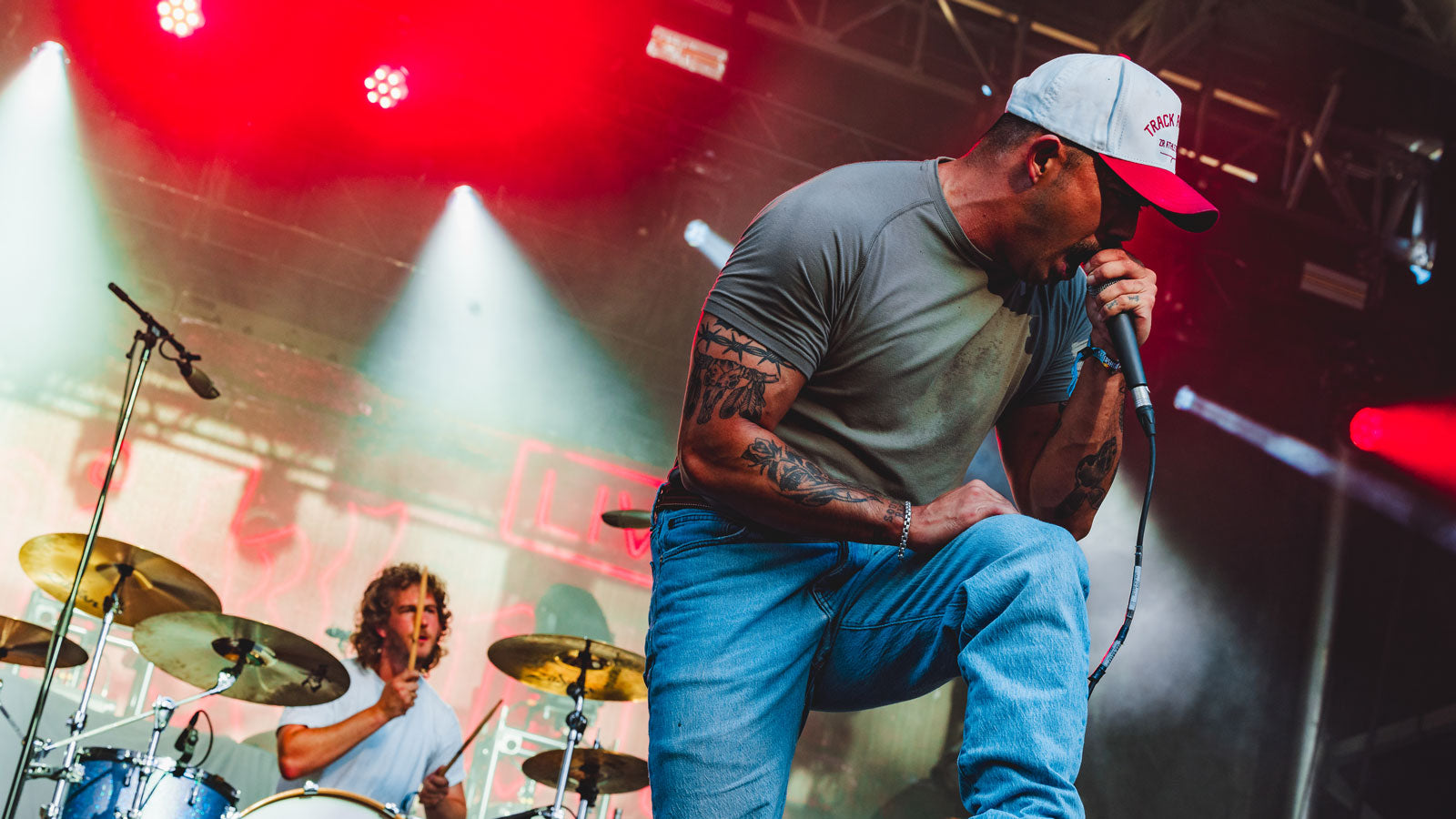 Hear KUBLAI KHAN TX’s towering new song “The Mountain of Corsicana”