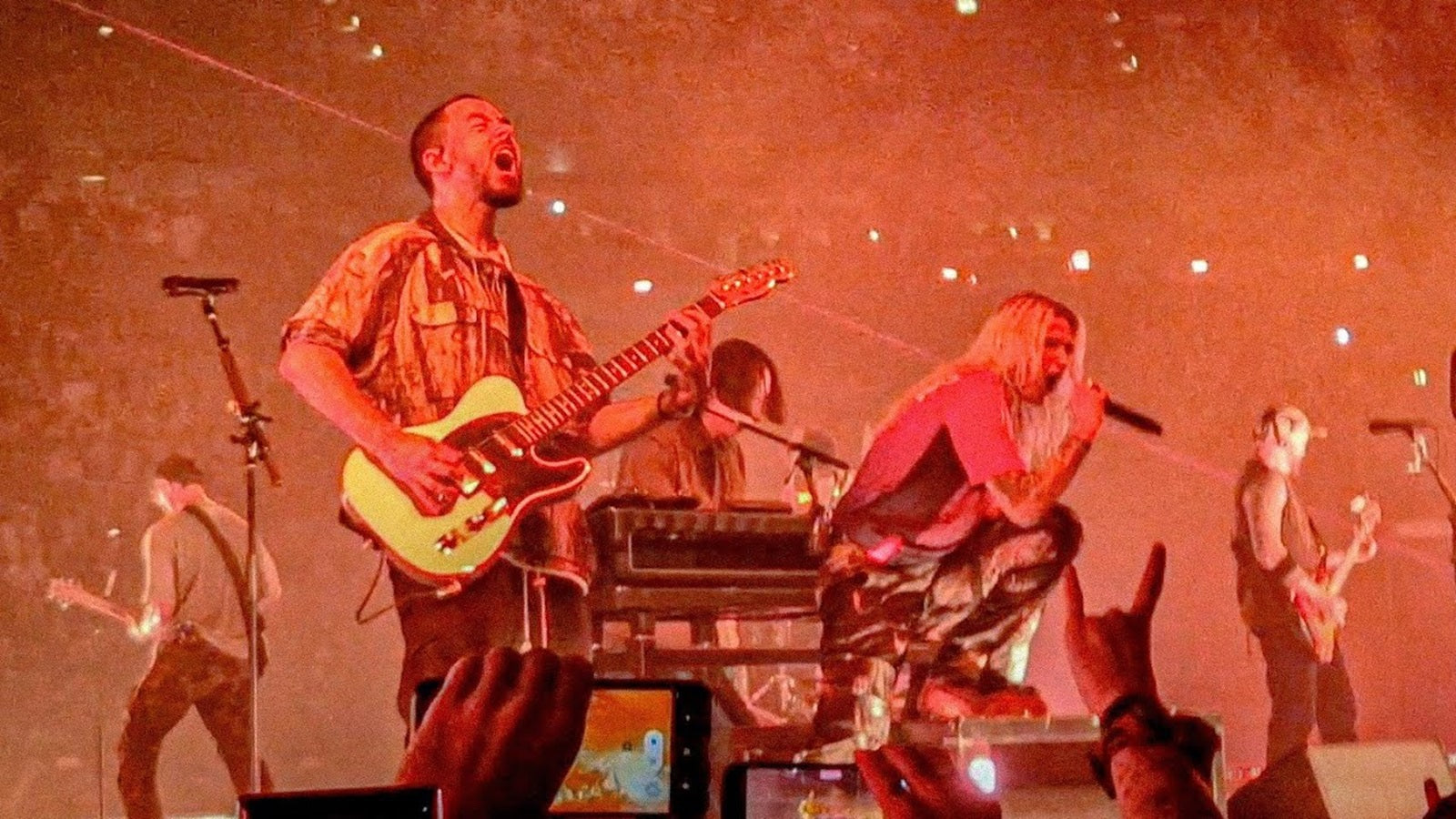 See LINKIN PARK debut new song “Heavy Is the Crown” in Germany