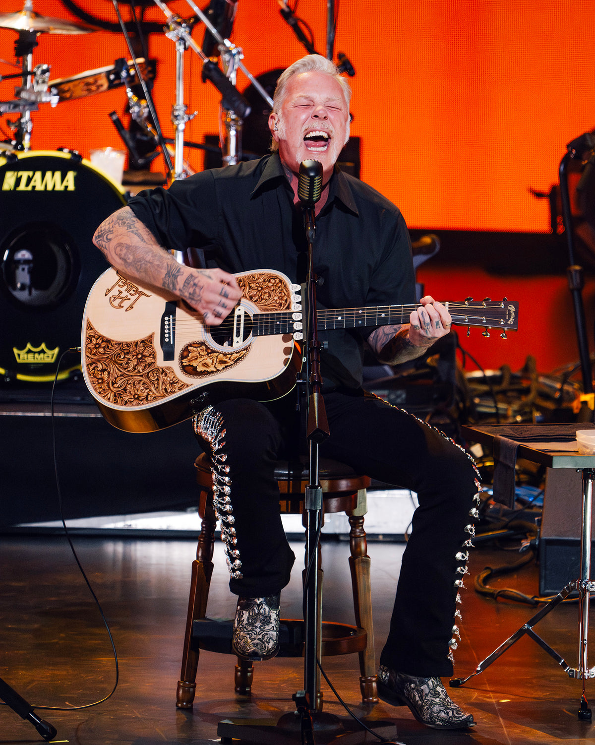 See METALLICA reinvent classics, team with PEARL JAM bassist at Helping Hands show