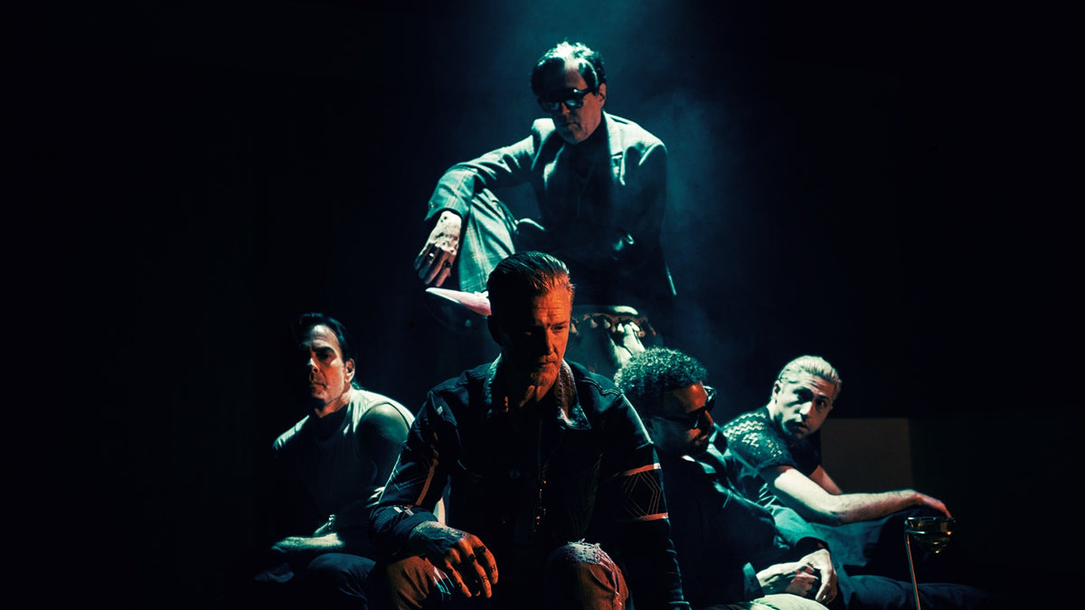 QUEENS OF THE STONE AGE announce new album with hazy song “Insignificant Other”