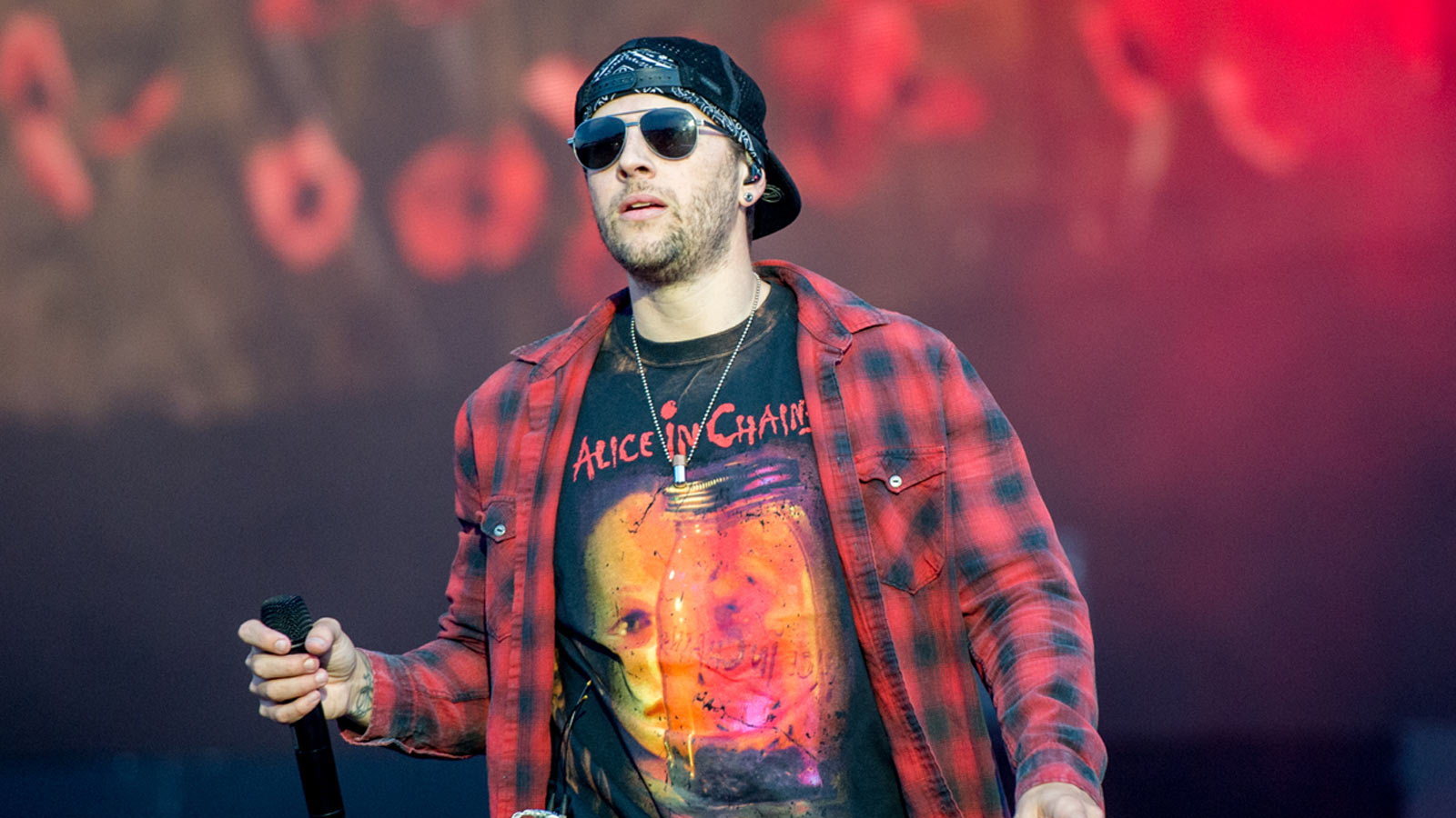 Avenged Sevenfold Re-Release “Mad Hatter” With New Mix, Address Fan Complaints