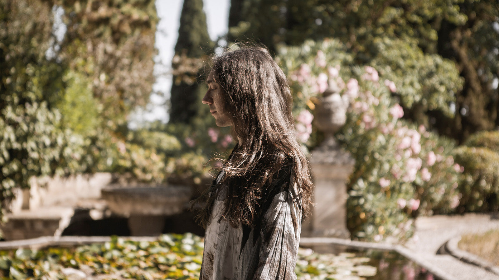 “Blackgaze” Leaders Alcest on “Living Between Two Worlds,” Embracing Dark Side
