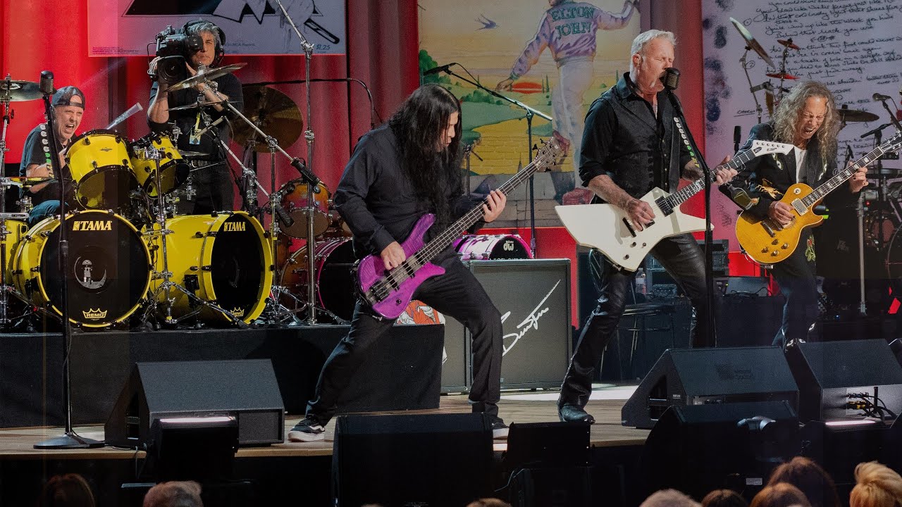 See pro video of METALLICA covering ELTON JOHN’s “Funeral for a Friend / Love Lies Bleeding”