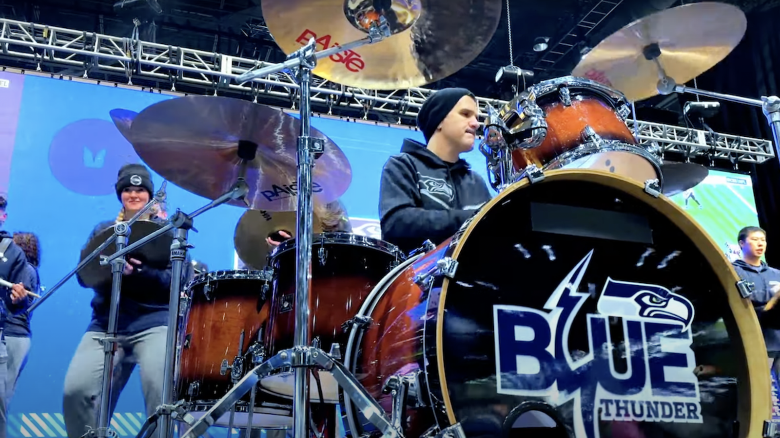 See Charlie Benante play PANTERA’s “Walk” and ANTHRAX’s “Indians” with Seahawks drumline