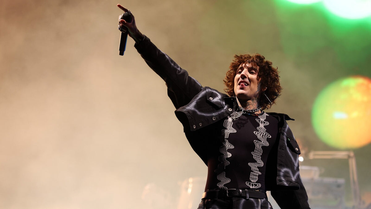 Hear BRING ME THE HORIZON’s wildly catchy new song “DArkSide”