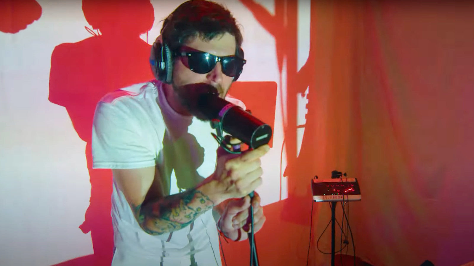 Best of 2021: Heavy Heavy Low Low Vocalist Picks Favorite Music, Book, Film of Year