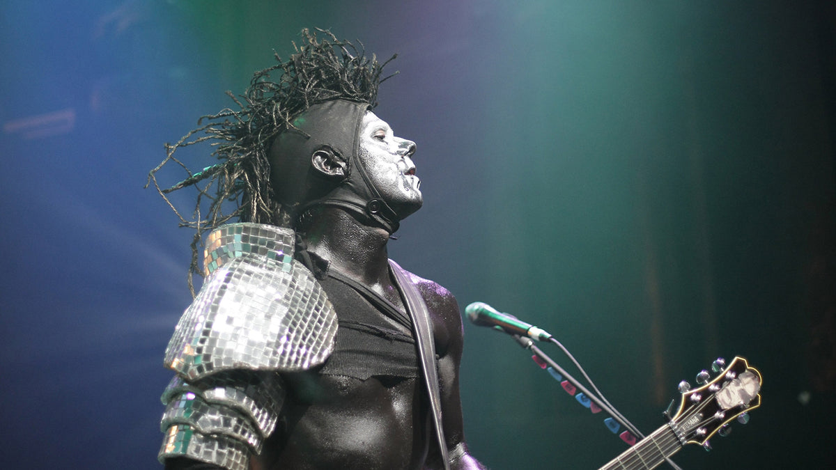 Hear Wes Borland’s New Big Dumb Face Album ‘Christmas in the Cave of Dagoth’