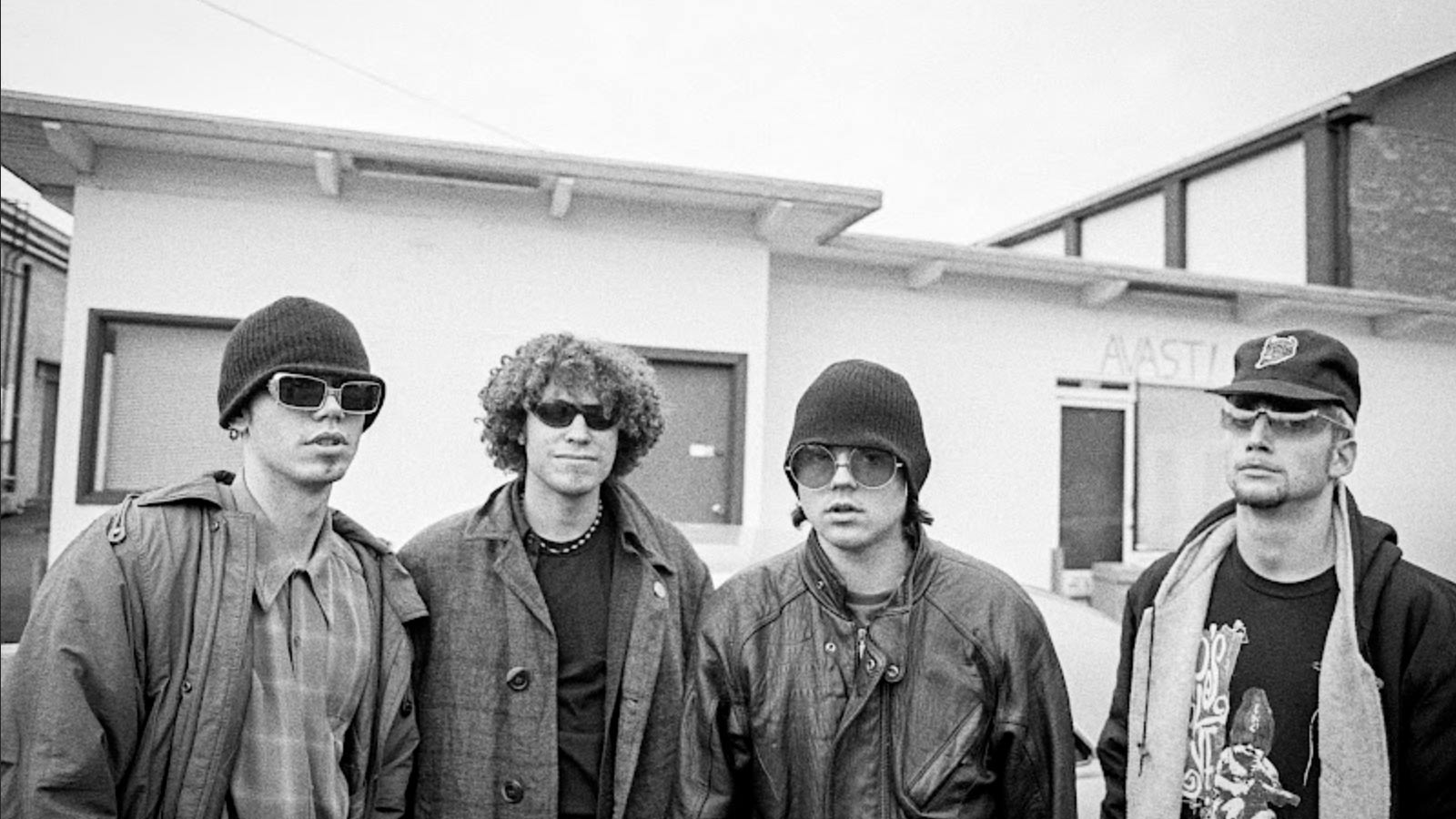 PEARL JAM side project BRAD reissues classic debut on vinyl for 30th anniversary