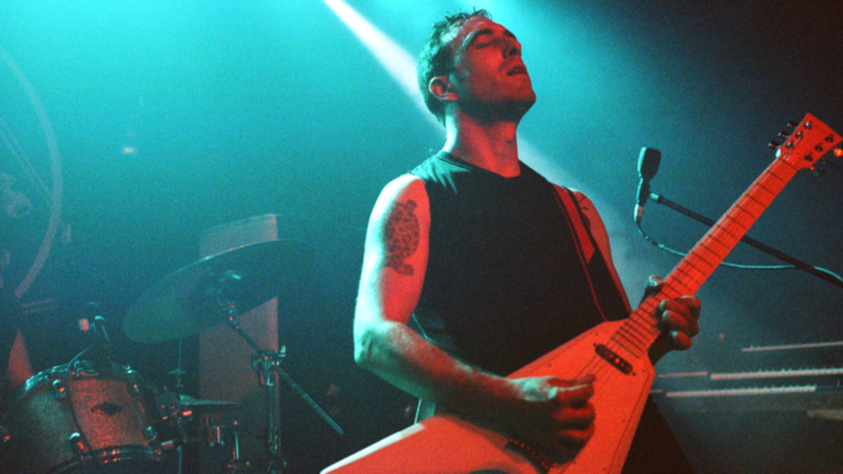 Hear MUTOID MAN’s new rock & roll rager “Siren Song”
