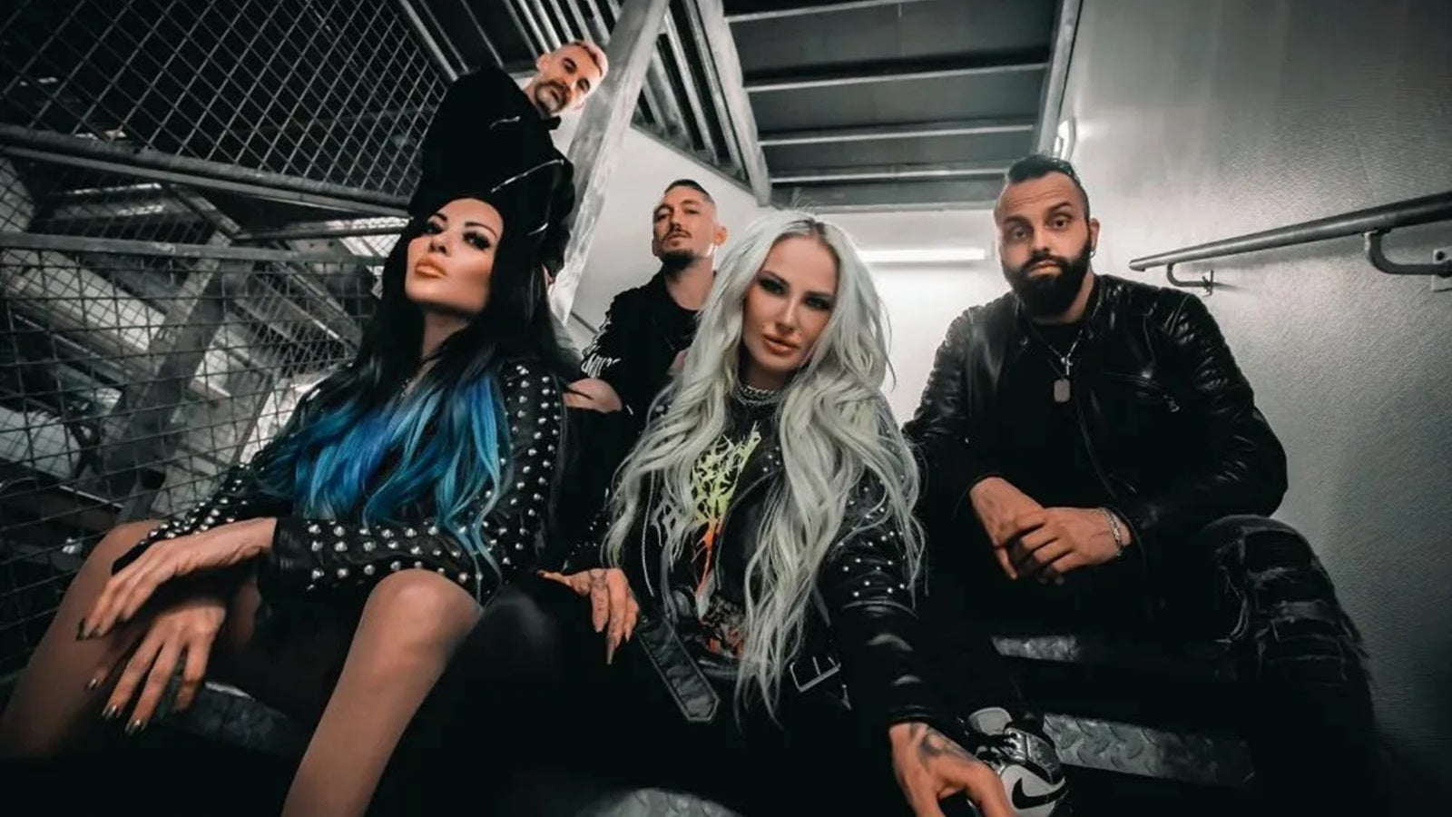 BUTCHER BABIES co-vocalist CARLA HARVEY exits band