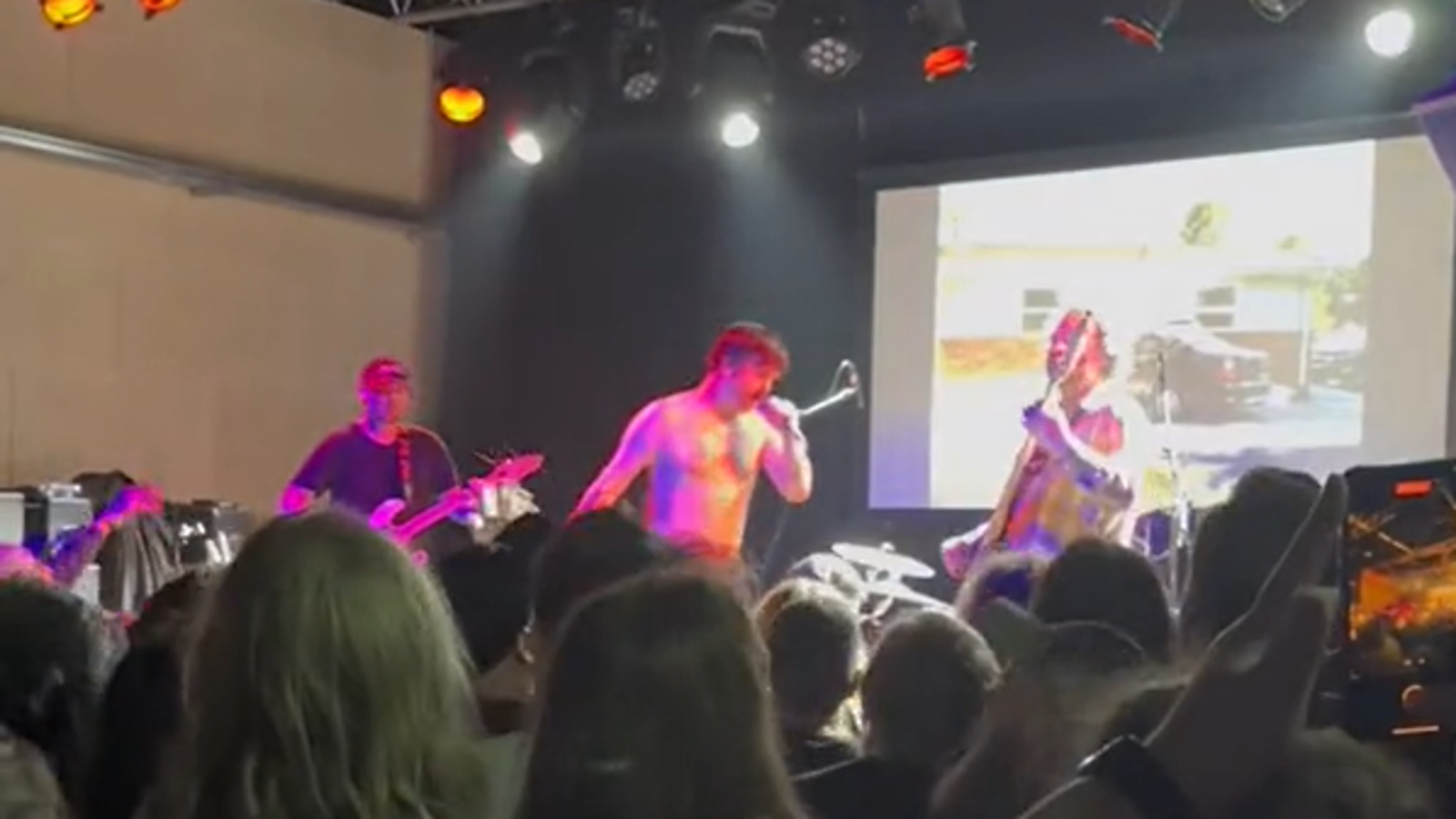 See CHAT PILE’s freaky cover of RAGE AGAINST THE MACHINE’s “Bulls on Parade”