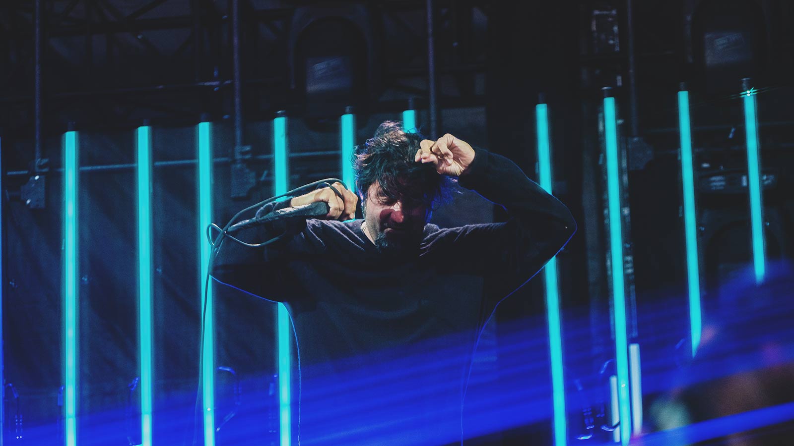 DEFTONES tap 100 GECS, KNOCKED LOOSE and more for 2023 Dia De Los Deftones festival