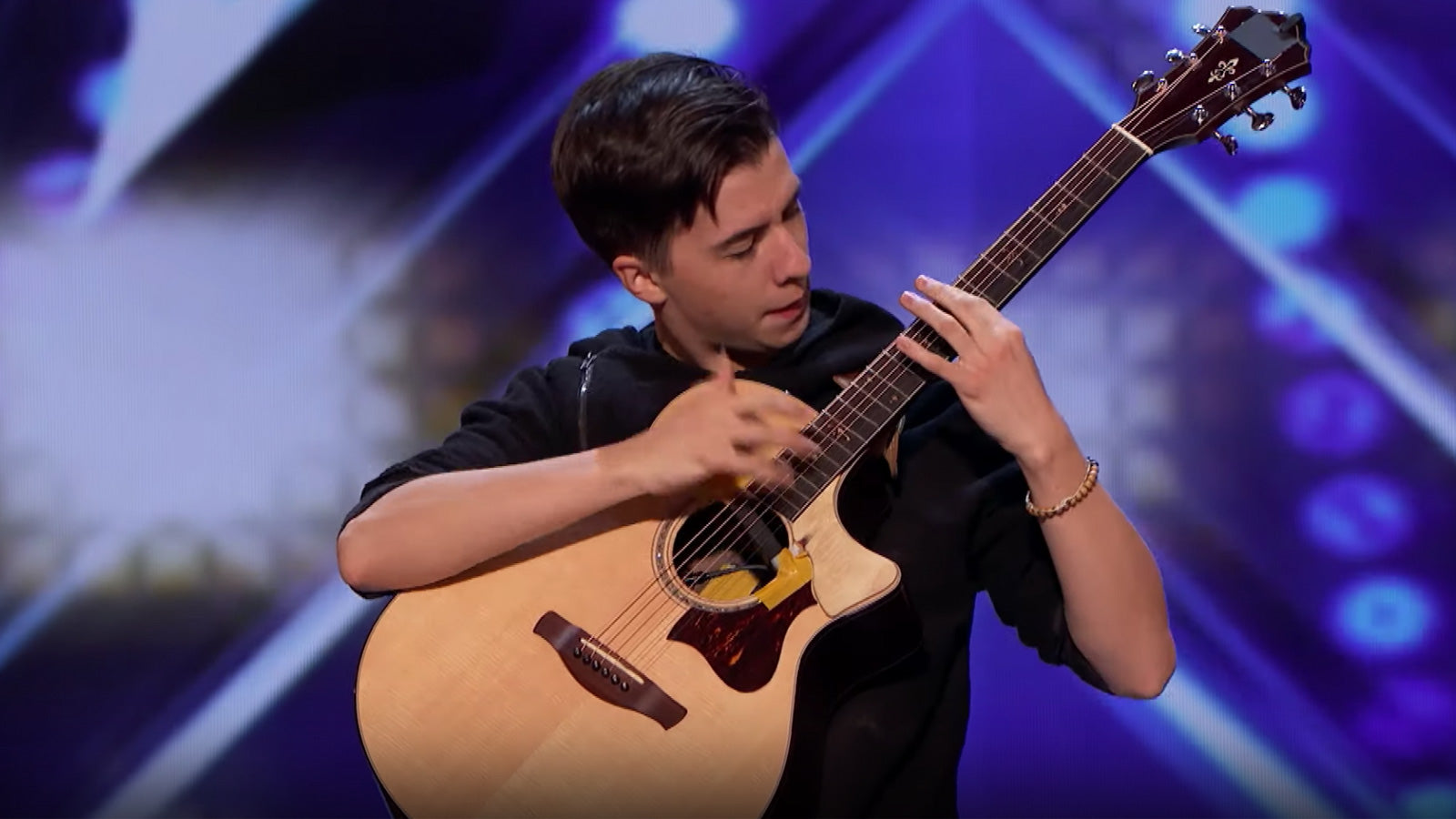 See Teen Guitarist Mash Up System of a Down, Beethoven on ‘America’s Got Talent’
