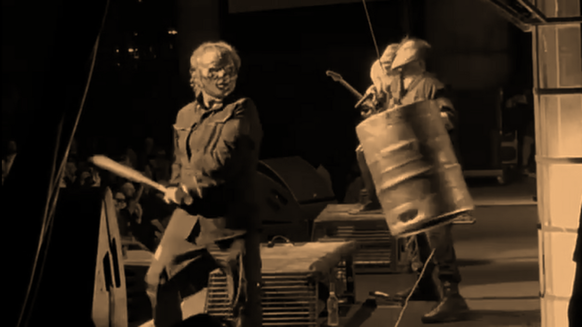 Slipknot: See Clown Painfully Tear Bicep Onstage at Knotfest L.A.