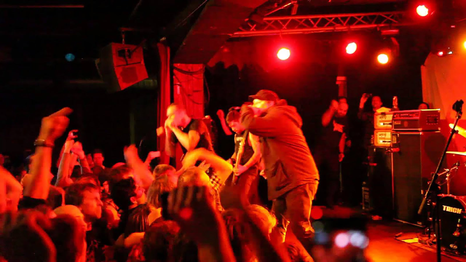 See Converge Cover Entombed’s “Wolverine Blues” With LG Petrov in 2012