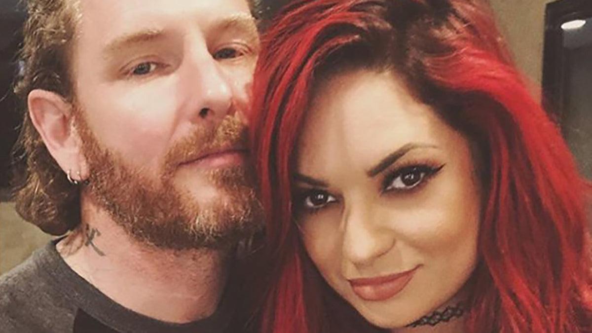 Corey Taylor and Alicia Dove Celebrate Marriage in Las Vegas