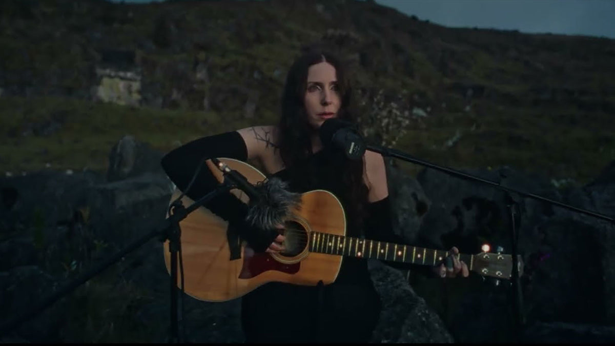 See CHELSEA WOLFE’s stunning performance of “Dusk” in Colombian national park