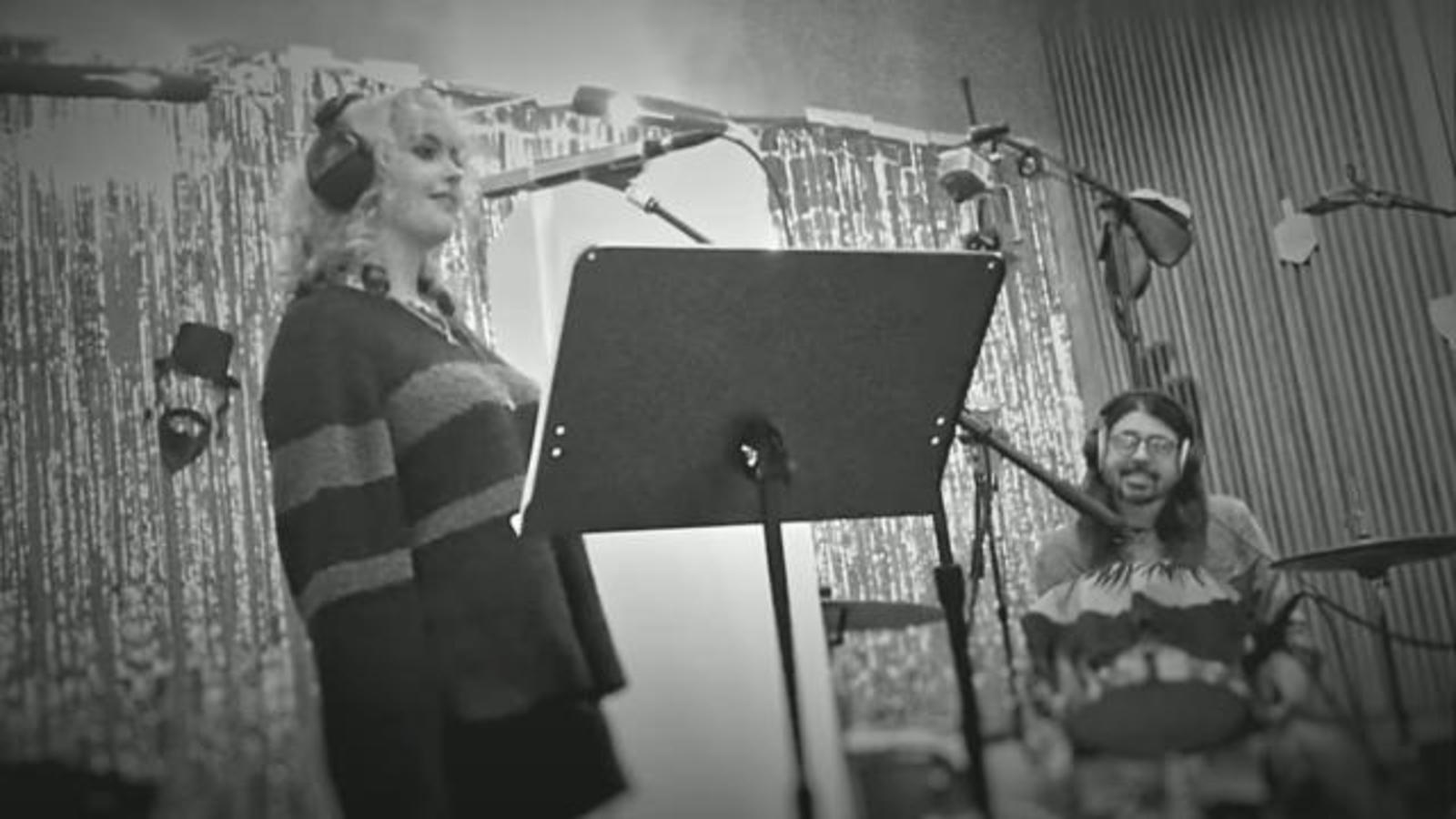 See Dave Grohl and Daughter Cover Amy Winehouse’s “Take the Box”
