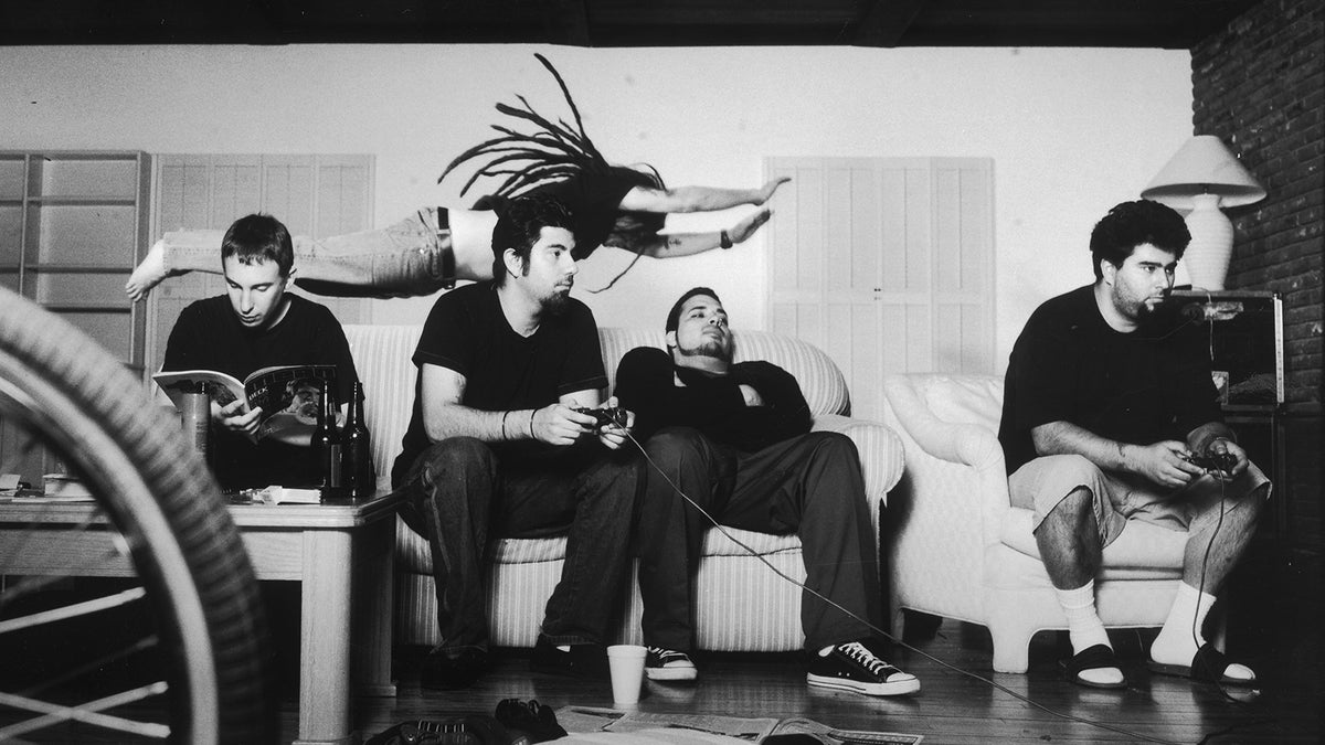 Deftones’ ‘White Pony’: 10 Things We Learned From Chino Moreno