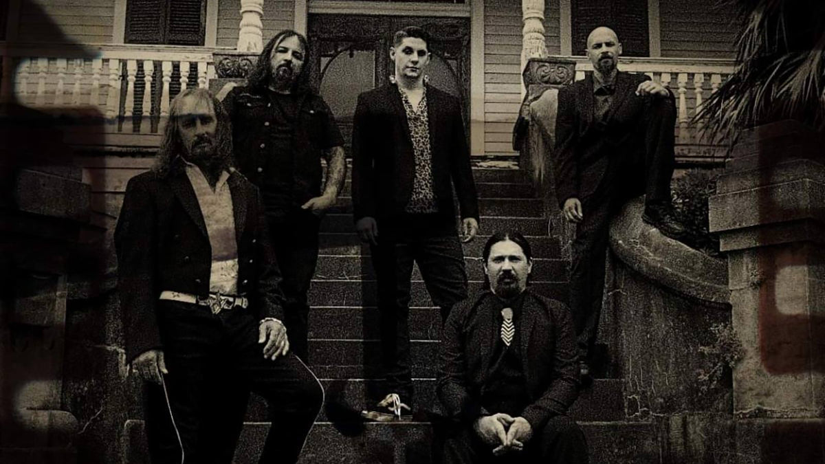 Hear former members of EXODUS and TYPE O NEGATIVE team in new band DIEHUMANE