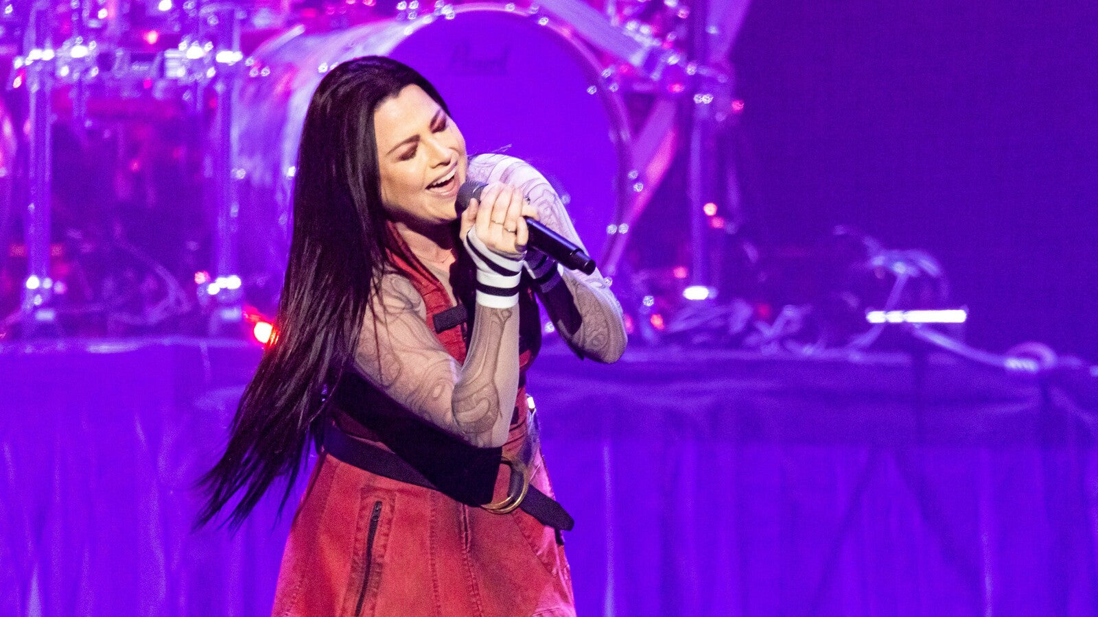 Amy Lee Picks Best Evanescence Song for Introducing New Fans
