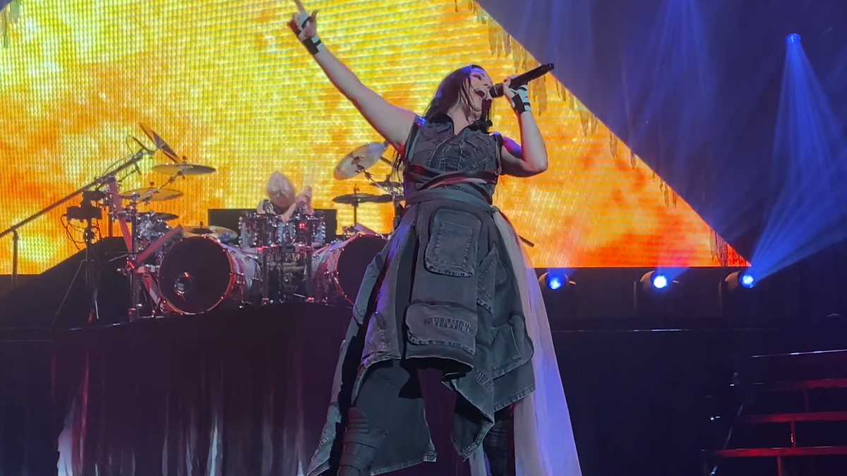 See Evanescence Play First Show in 2 Years