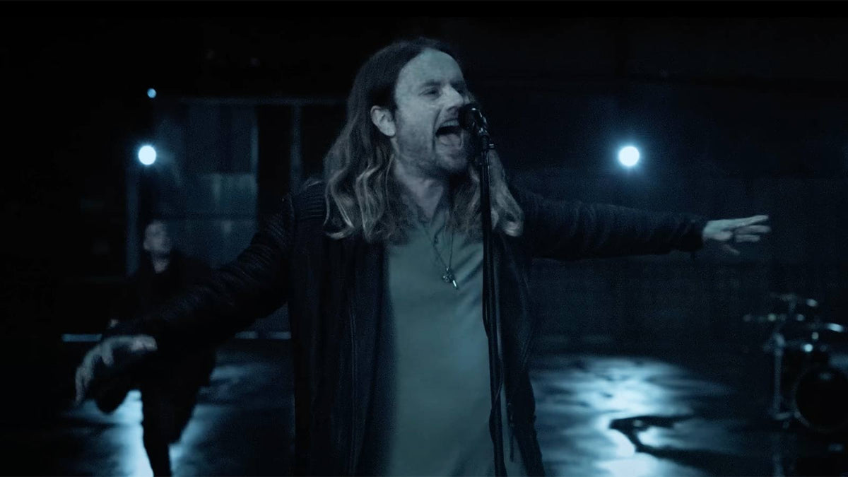 Hear Fit for a King’s Massive New Anthem “Falling Through the Sky”